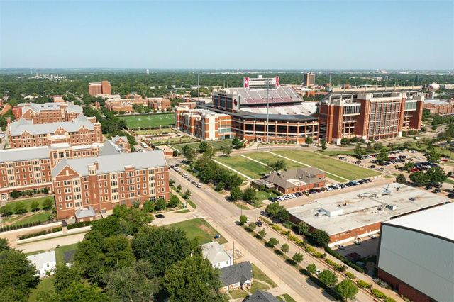 204 E Lindsey Street 204, 206, Norman, OK 73069