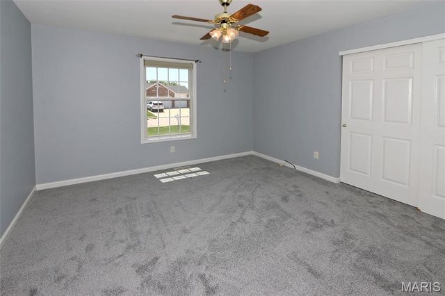 204 Jacobs Way, St Peters, MO 63376