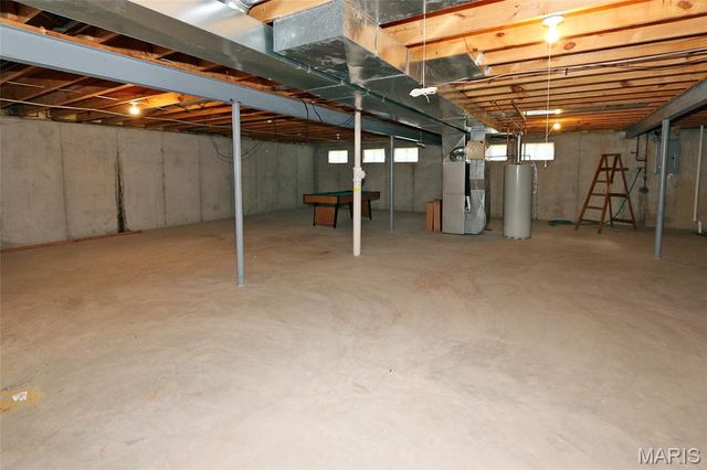 204 Jacobs Way, St Peters, MO 63376