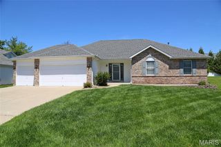 204 Jacobs Way, St Peters, MO 63376