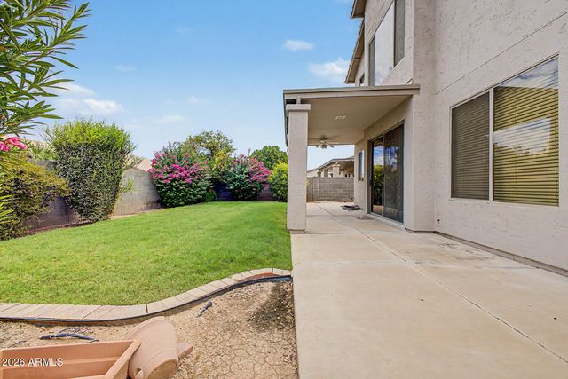 1176 W KROLL Avenue, Gilbert, AZ 85233