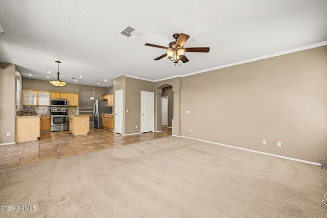 1176 W KROLL Avenue, Gilbert, AZ 85233