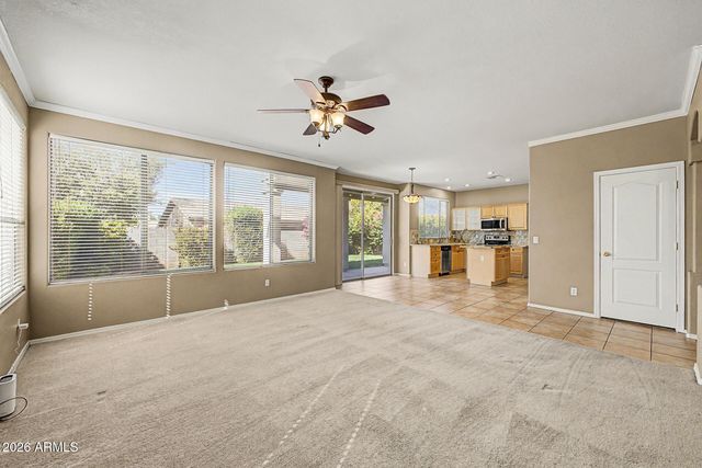 1176 W KROLL Avenue, Gilbert, AZ 85233
