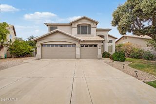1176 W KROLL Avenue, Gilbert, AZ 85233