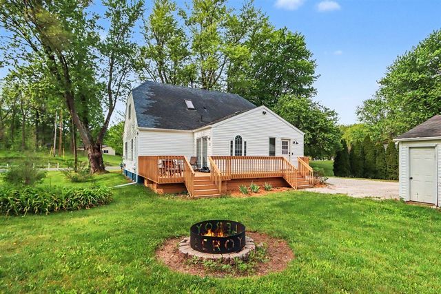 8656 Stadium Drive, Kalamazoo, MI 49009