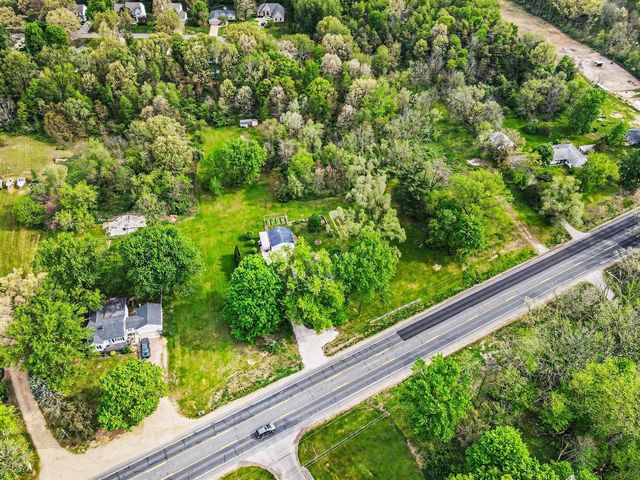 8656 Stadium Drive, Kalamazoo, MI 49009