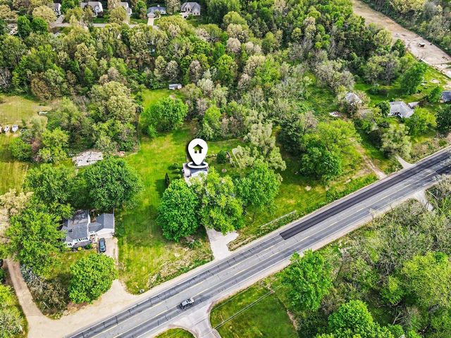 8656 Stadium Drive, Kalamazoo, MI 49009
