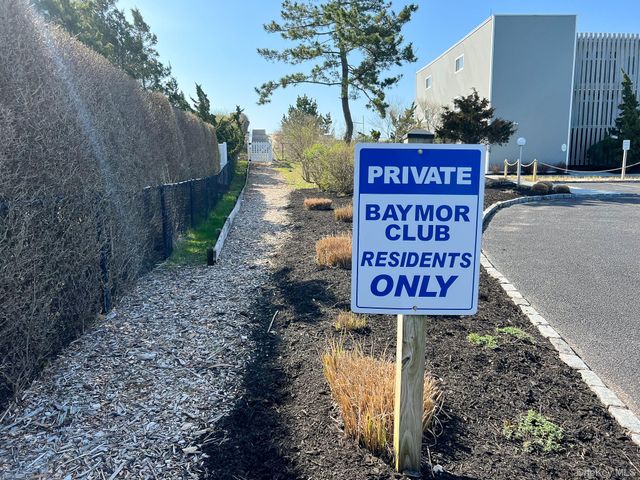 274 Dune Road 19, Westhampton Beach, NY 11978