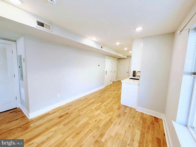 2812 CECIL B MOORE AVE, Philadelphia, PA 19121