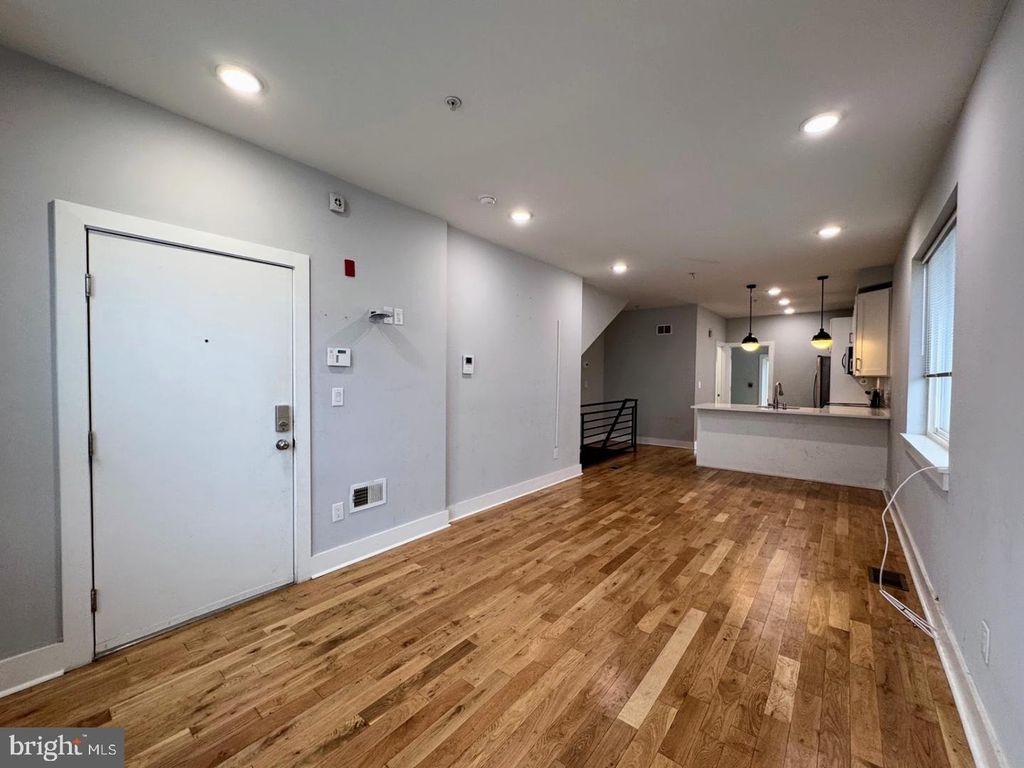 2812 CECIL B MOORE AVE, Philadelphia, PA 19121