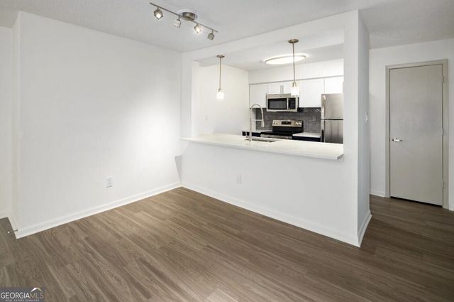 6873 Peachtree Dunwo Road 81-310, Atlanta, GA 30328
