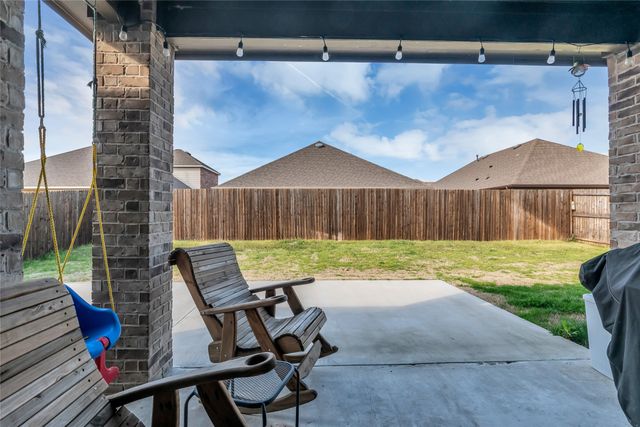 900 Honey Maple Street, Princeton, TX 75407