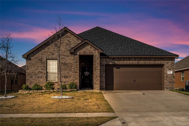 900 Honey Maple Street, Princeton, TX 75407