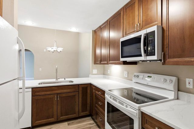 3282 Stonecreek Drive, Madison, WI 53719