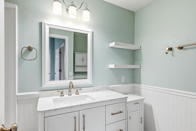 3282 Stonecreek Drive, Madison, WI 53719