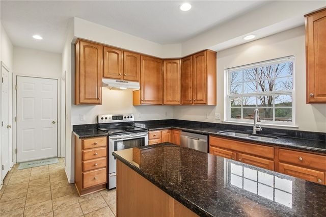 5073 West Ridge Run, Canandaigua Town, NY 14424