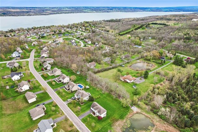 5073 West Ridge Run, Canandaigua Town, NY 14424