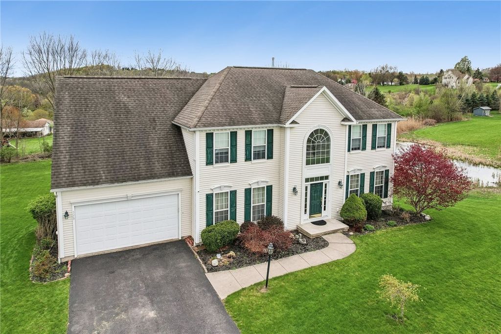 5073 West Ridge Run, Canandaigua Town, NY 14424