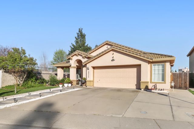 10115 Hampton Oak Dr, Elk Grove, CA 95624