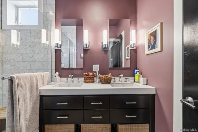 19 Island Point 19, Bronx, NY 10464