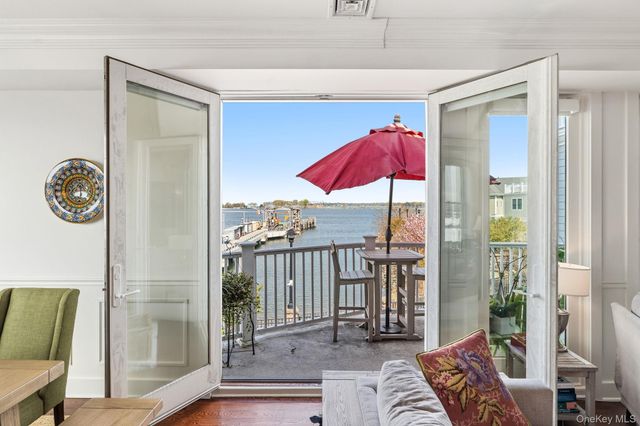 19 Island Point 19, Bronx, NY 10464