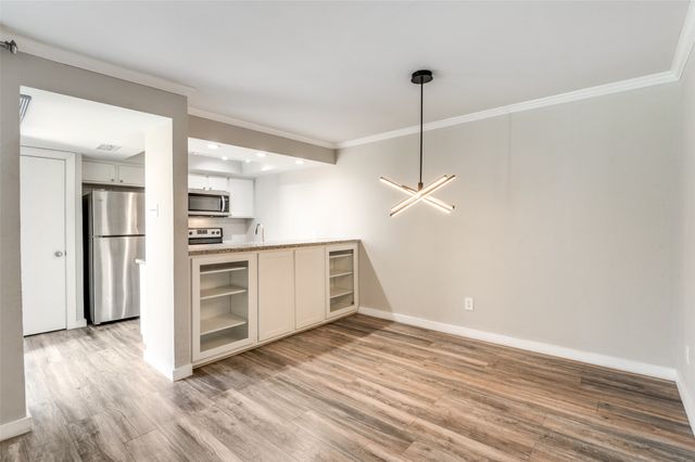 2628 Via Los Altos, Carrollton, TX 75006