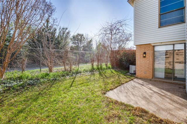 2628 Via Los Altos, Carrollton, TX 75006