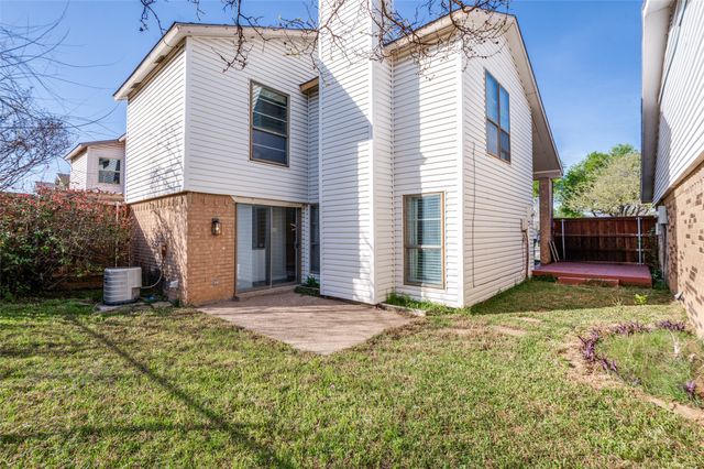 2628 Via Los Altos, Carrollton, TX 75006