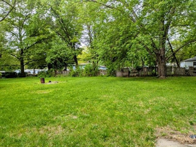 25092 Grover Street, Elkhart, IN 46514