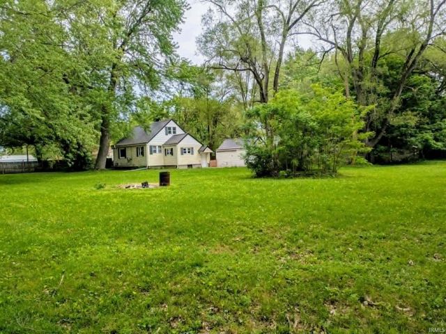 25092 Grover Street, Elkhart, IN 46514