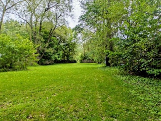 25092 Grover Street, Elkhart, IN 46514