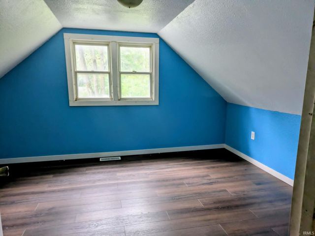 25092 Grover Street, Elkhart, IN 46514