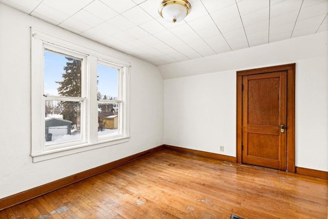 2008 E 2nd Street, Superior, WI 54880