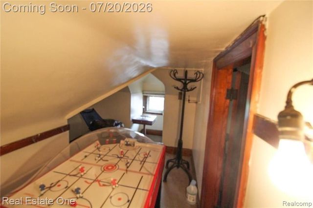 90 Edison Street, Detroit, MI 48202