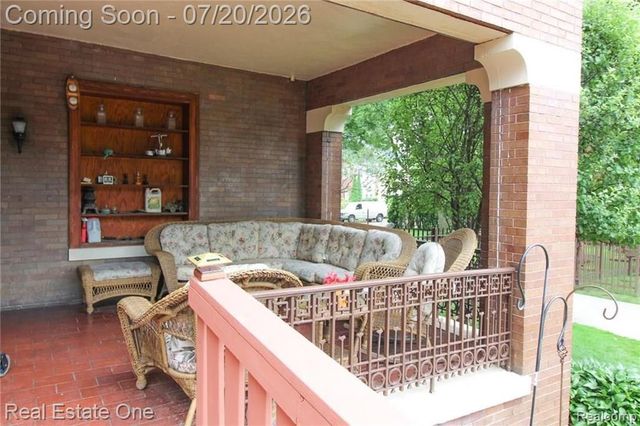 90 Edison Street, Detroit, MI 48202