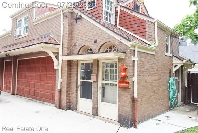 90 Edison Street, Detroit, MI 48202