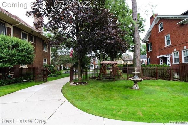 90 Edison Street, Detroit, MI 48202
