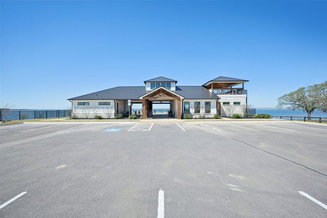 500 Shores Drive, Honey Grove, TX 75446