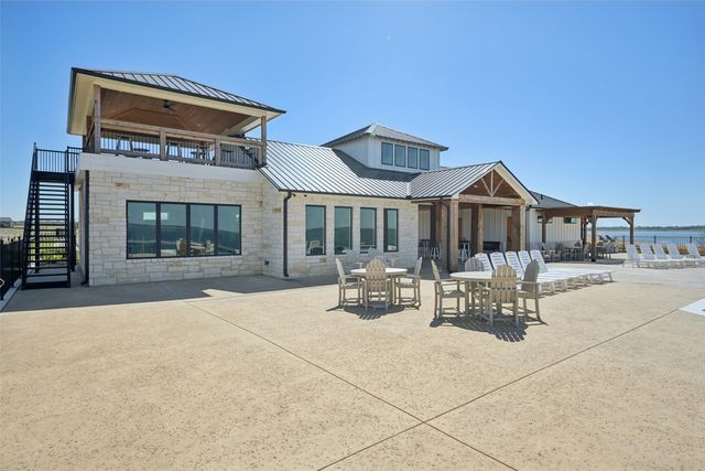 500 Shores Drive, Honey Grove, TX 75446