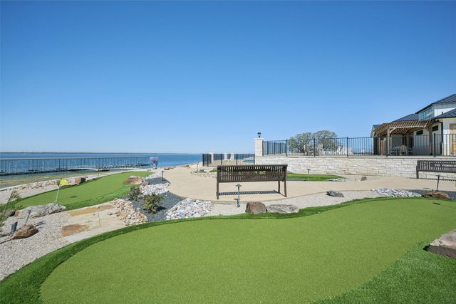 500 Shores Drive, Honey Grove, TX 75446