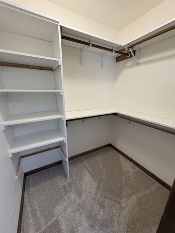 3706 EDWINA DRIVE, De Pere, WI 54115