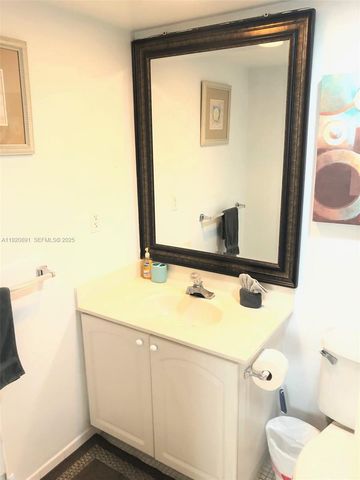 3901 S Ocean Dr 15C, Hollywood, FL 33019