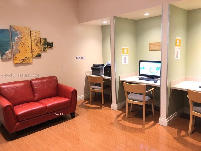 3901 S Ocean Dr 15C, Hollywood, FL 33019