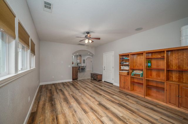 4530 Maximus Rd, Denair, CA 95316