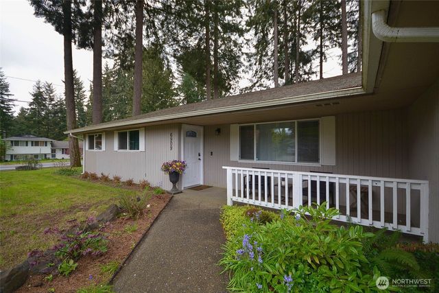 6909 33rd Avenue SW, Lacey, WA 98503