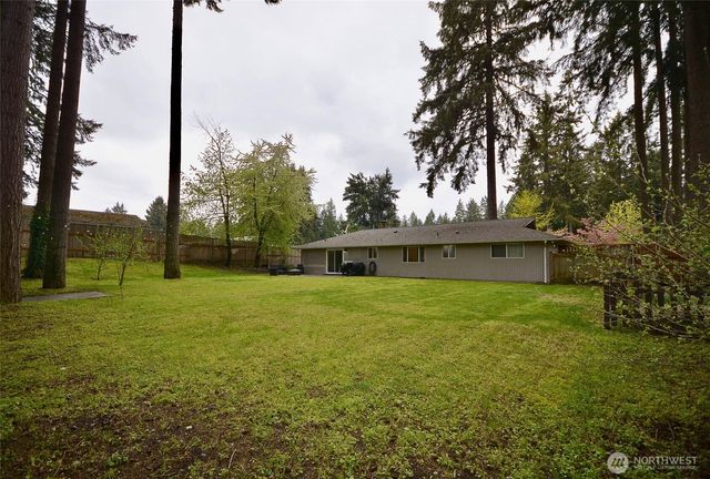 6909 33rd Avenue SW, Lacey, WA 98503