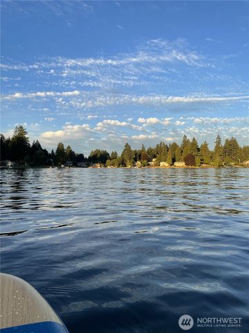 6909 33rd Avenue SW, Lacey, WA 98503