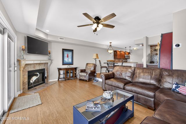 401 Bay Shore Drive 17B, Barnegat, NJ 08005