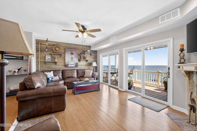 401 Bay Shore Drive 17B, Barnegat, NJ 08005
