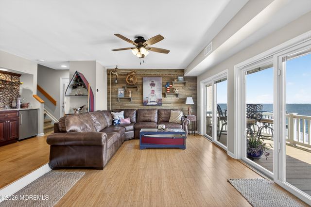 401 Bay Shore Drive 17B, Barnegat, NJ 08005